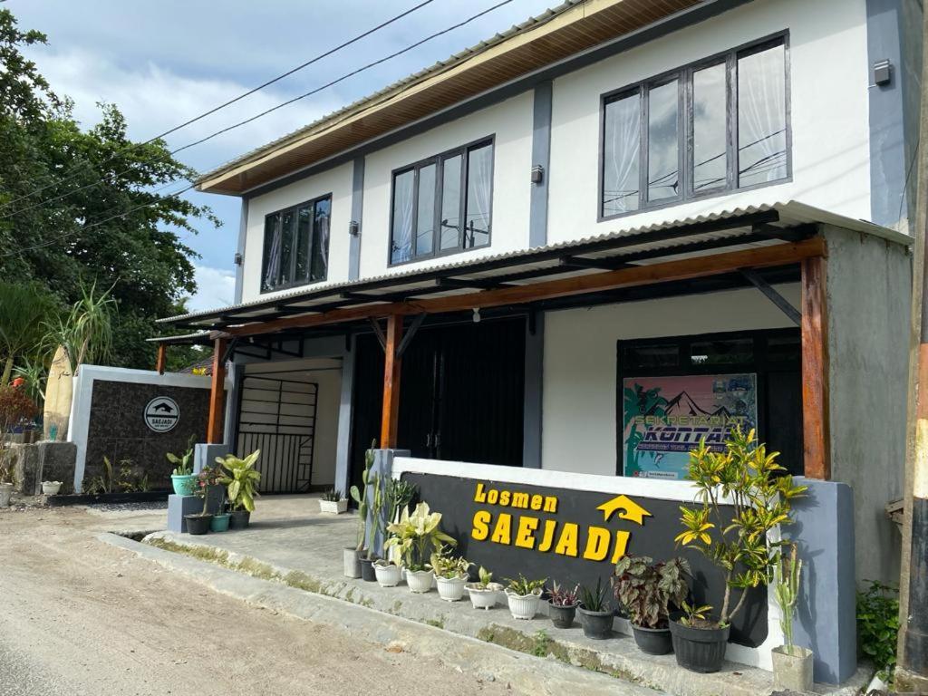 Krui Saejadi Surf And Stay Buitenkant foto