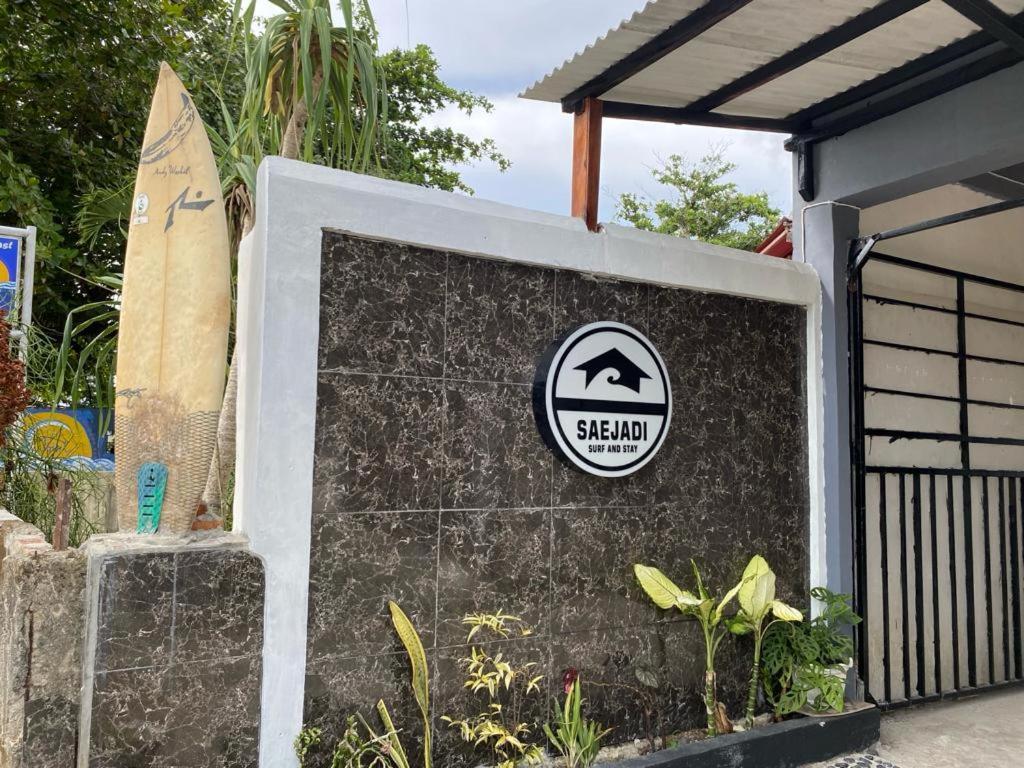 Krui Saejadi Surf And Stay Buitenkant foto